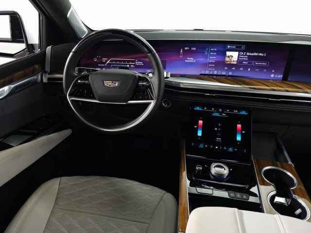 Certified 2025 Cadillac Escalade Sport Platinum image 22