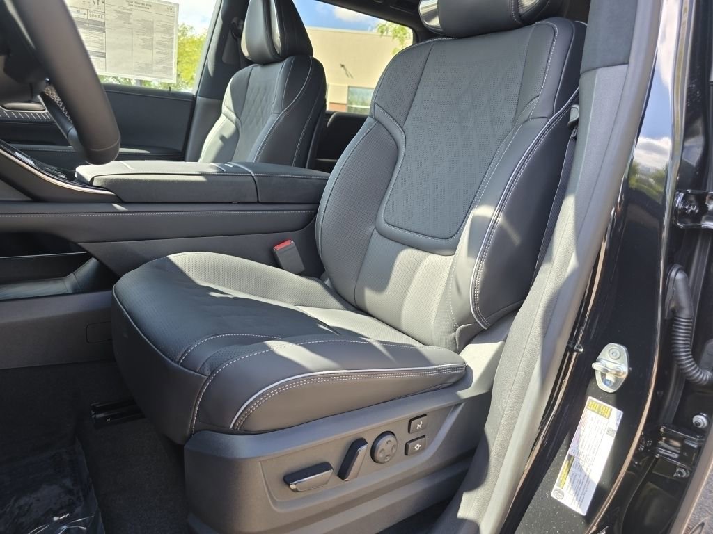 New 2026 INFINITI QX80 Autograph image 30