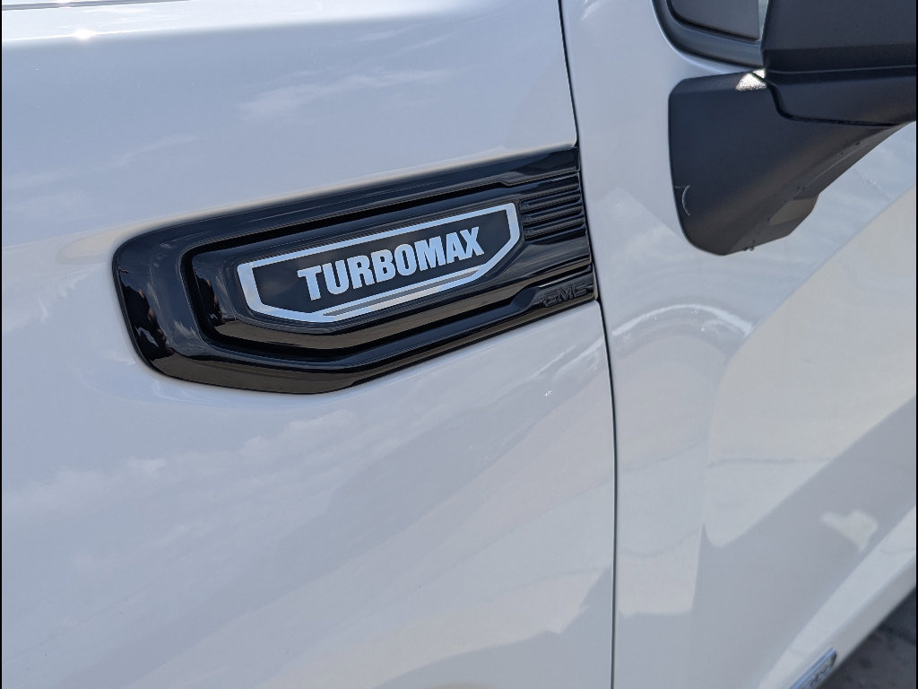 New 2026 GMC Sierra 1500 Elevation image 11