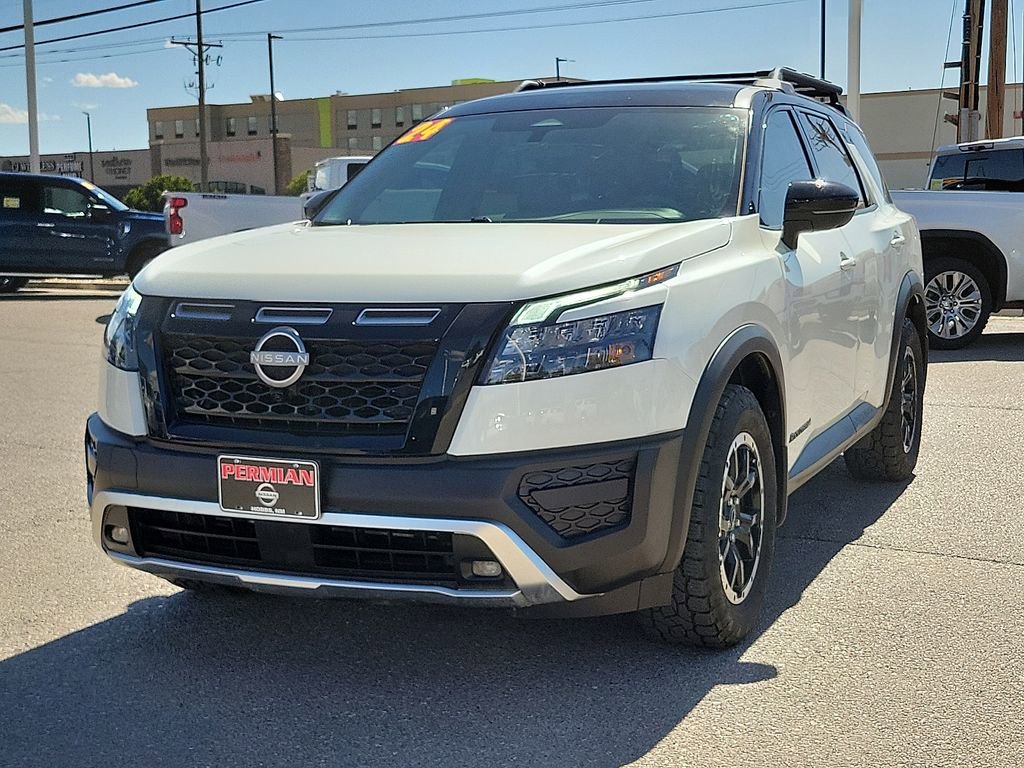 Used 2024 Nissan Pathfinder Rock Creek AWD/4WD image 4