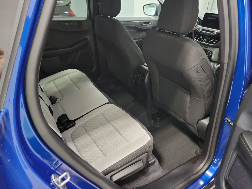 Used 2023 Ford Escape Active image 17