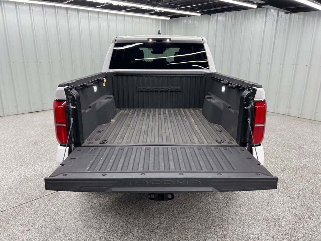 Used 2025 Toyota Tacoma TRD Sport image 10