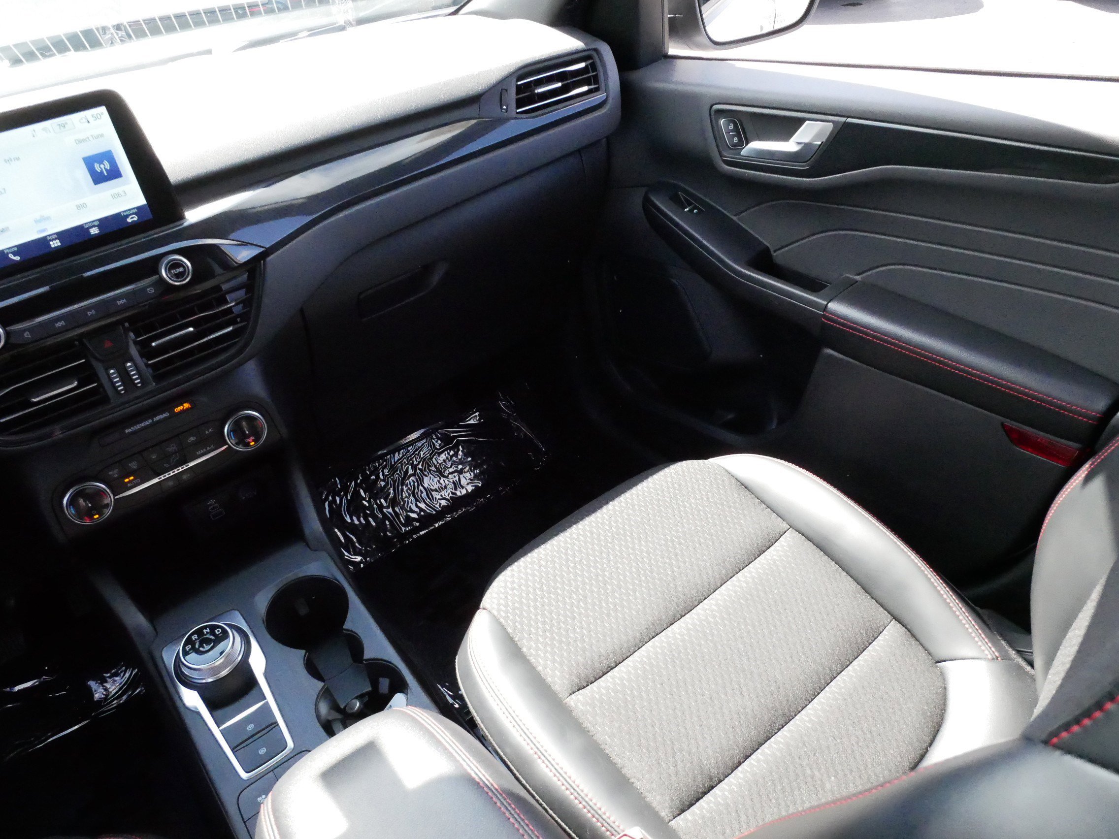 Used 2025 Ford Escape ST-Line AWD/4WD image 11