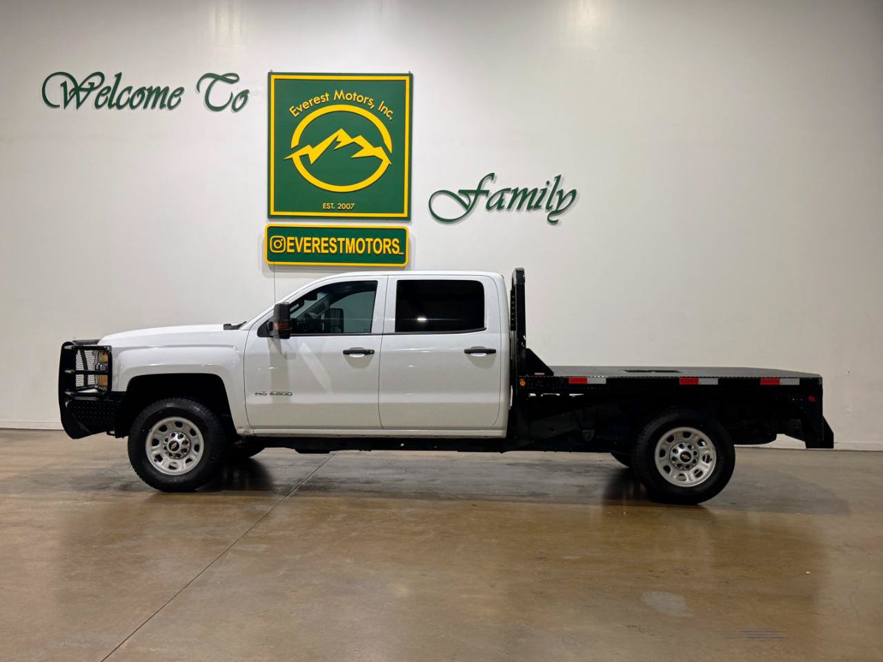 Used 2019 Chevrolet Silverado 2500 W/T w/ WT Convenience Package AWD/4WD image 5