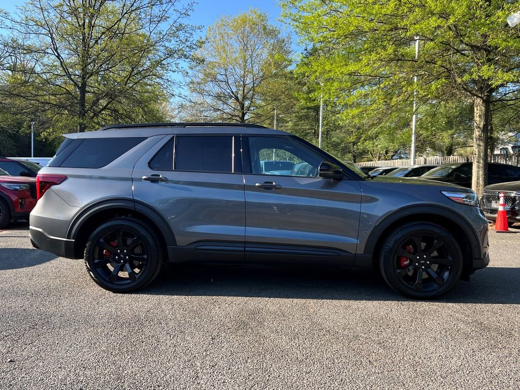 Used 2023 Ford Explorer ST w/ Equipment Group 401A image 7