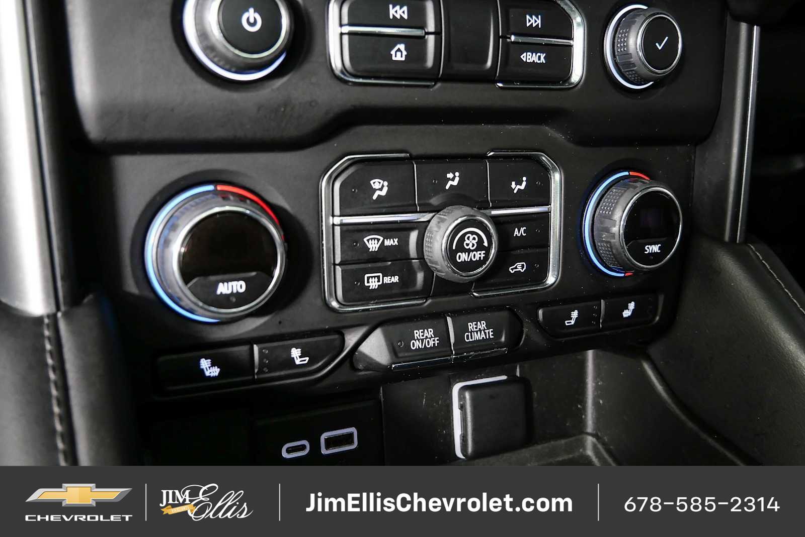 Certified 2023 Chevrolet Tahoe Z71 w/ Luxury Package AWD/4WD image 17