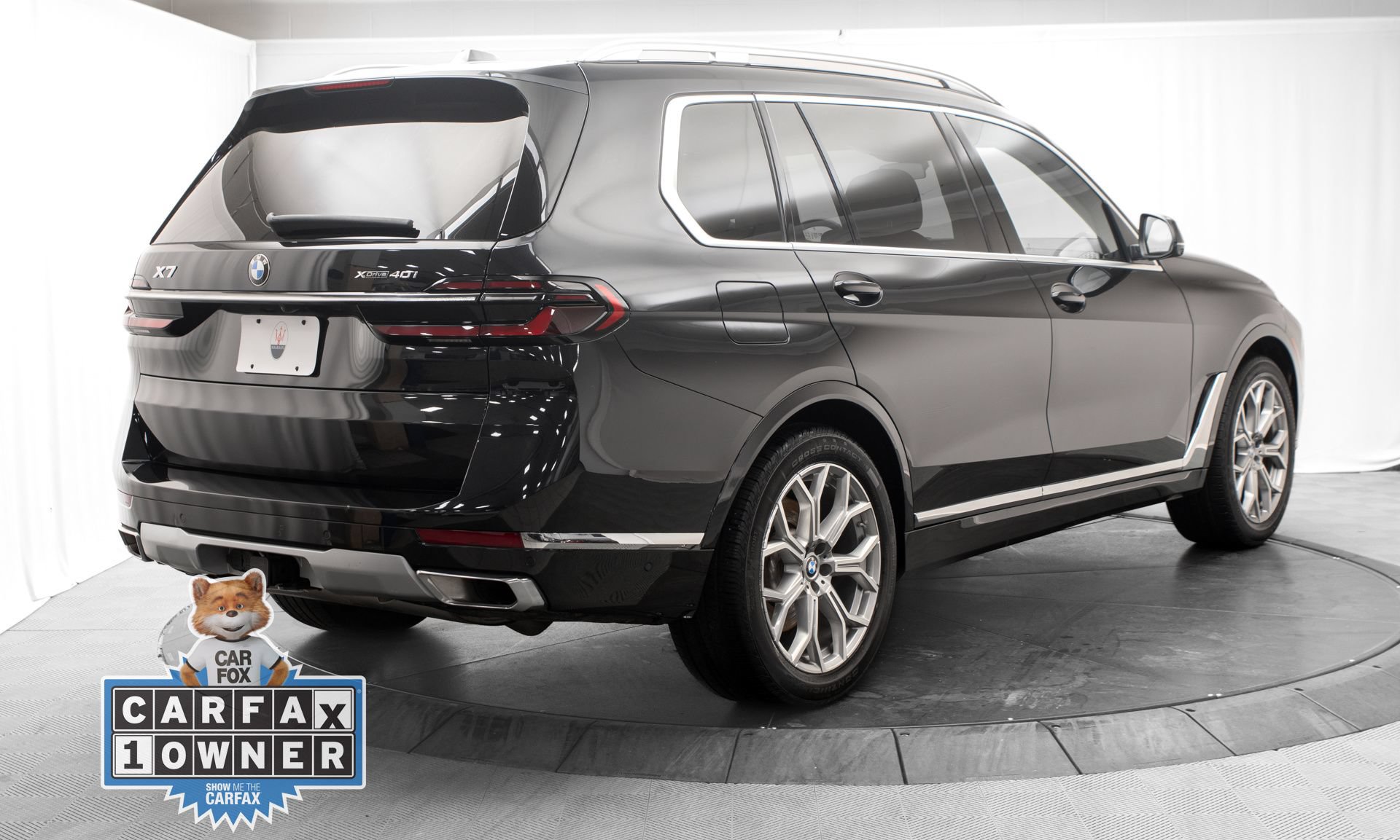 Used 2024 BMW X7 xDrive40i w/ Climate Comfort Package AWD/4WD image 3