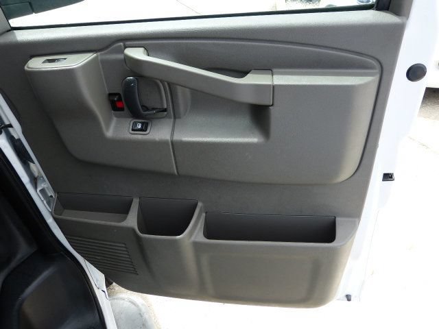 Used 2024 GMC Savana 2500 w/ Driver Convenience Package RWD image 23
