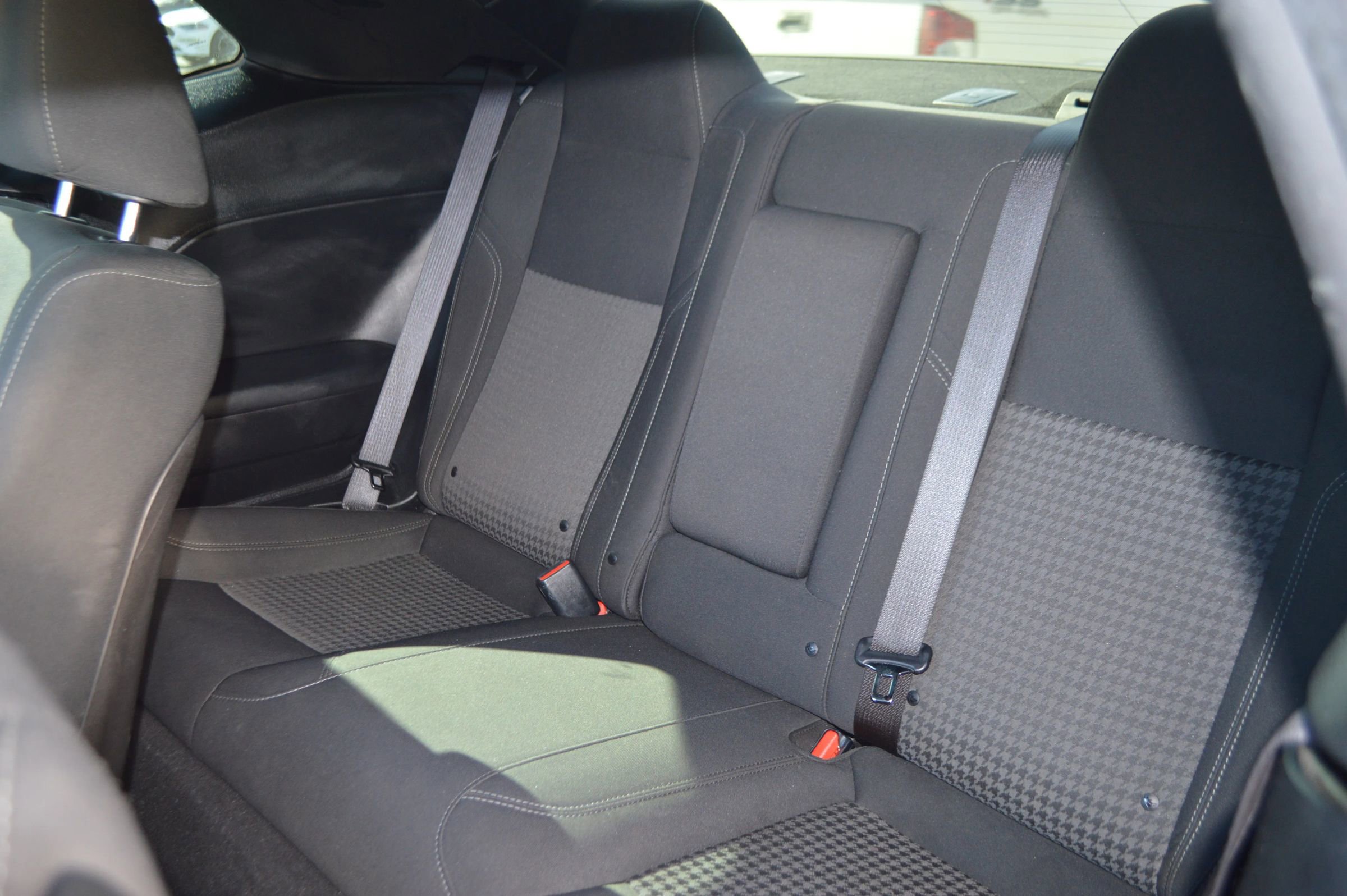 Used 2019 Dodge Challenger SXT image 10