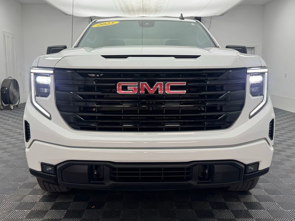 Used 2025 GMC Sierra 1500 Elevation AWD/4WD image 12