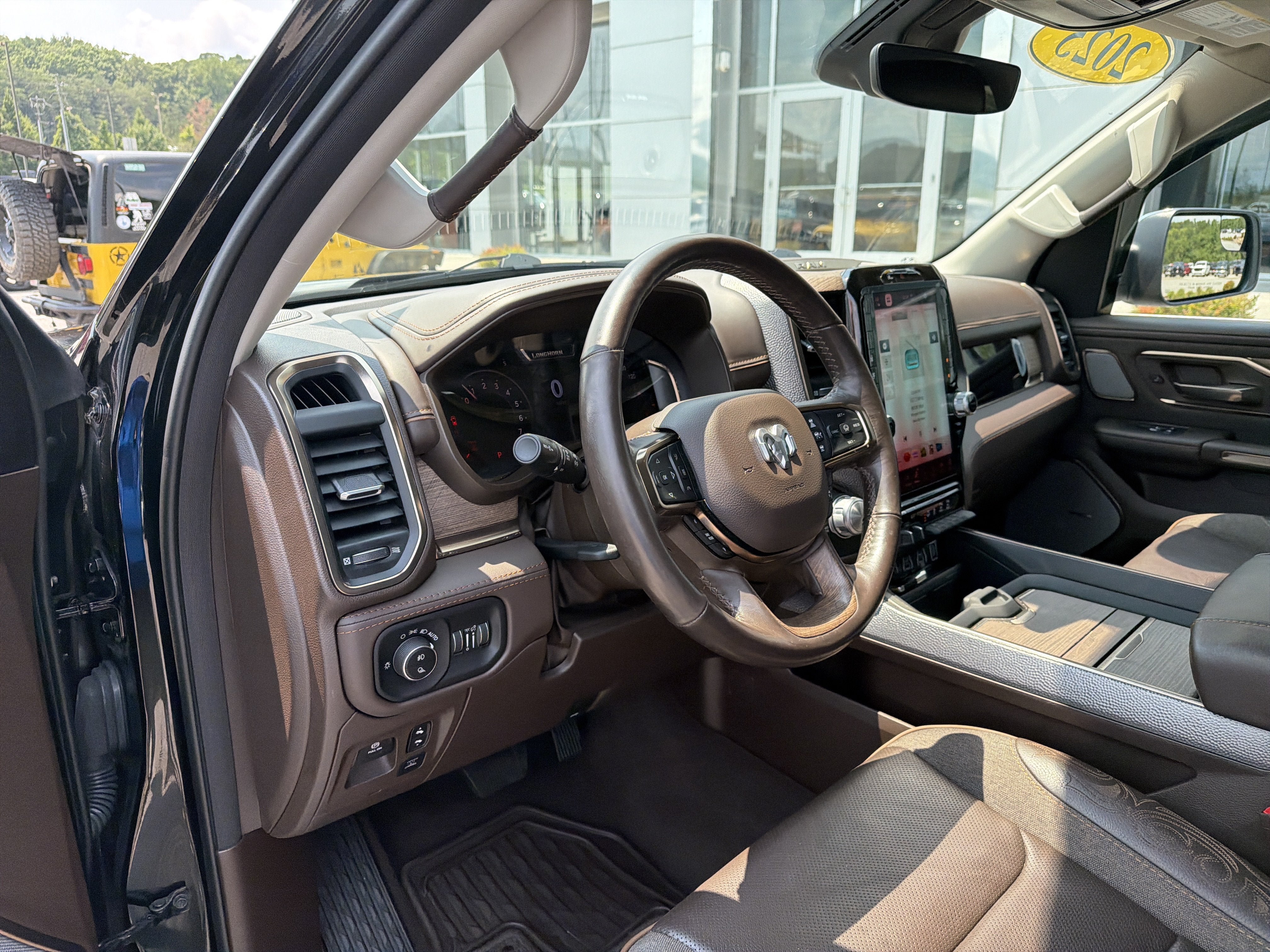 Used 2025 RAM 1500 Limited w/ Bed Utility Group AWD/4WD image 18
