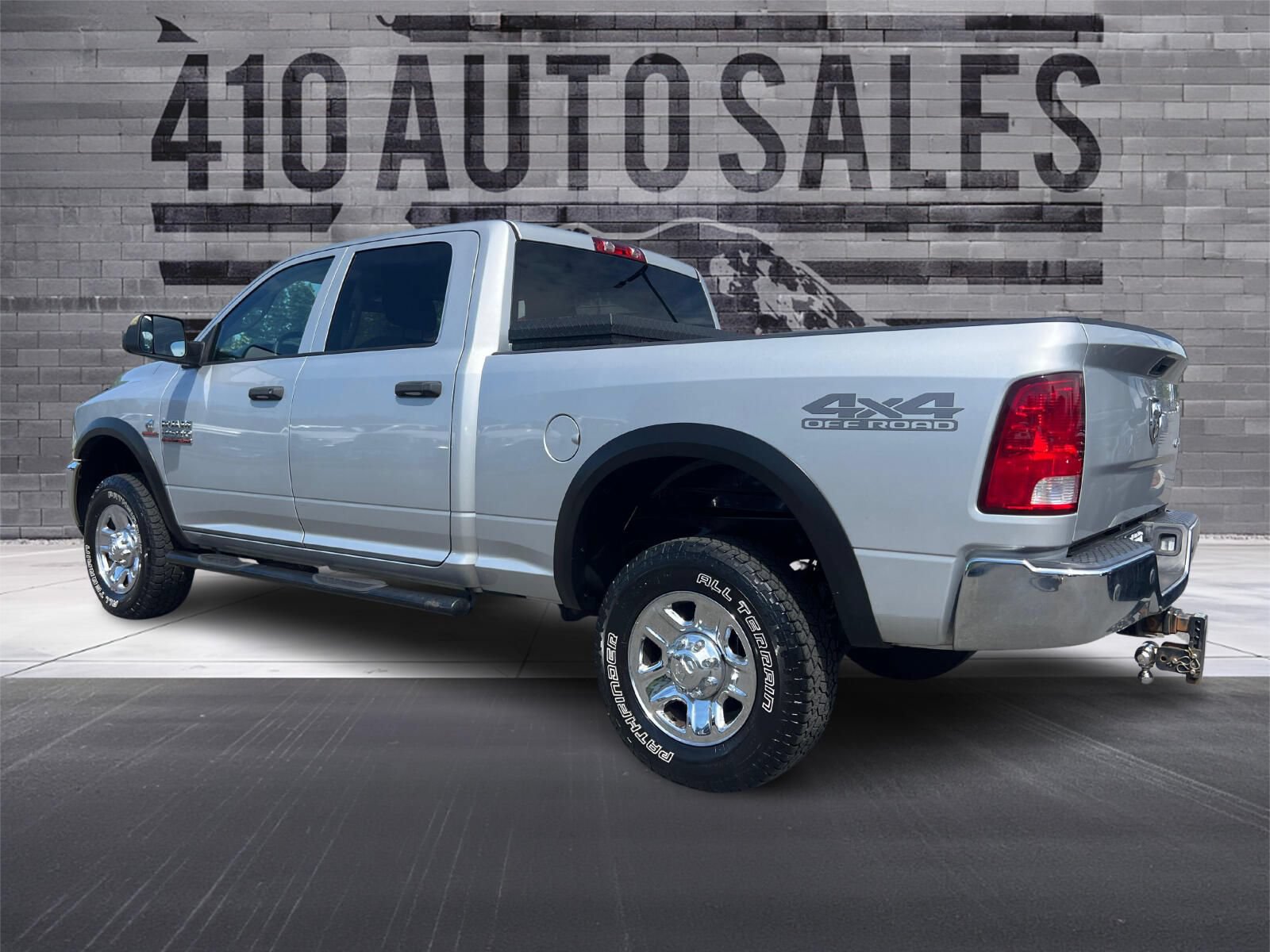 Used 2017 RAM 2500 Tradesman w/ Chrome Appearance Group AWD/4WD image 7