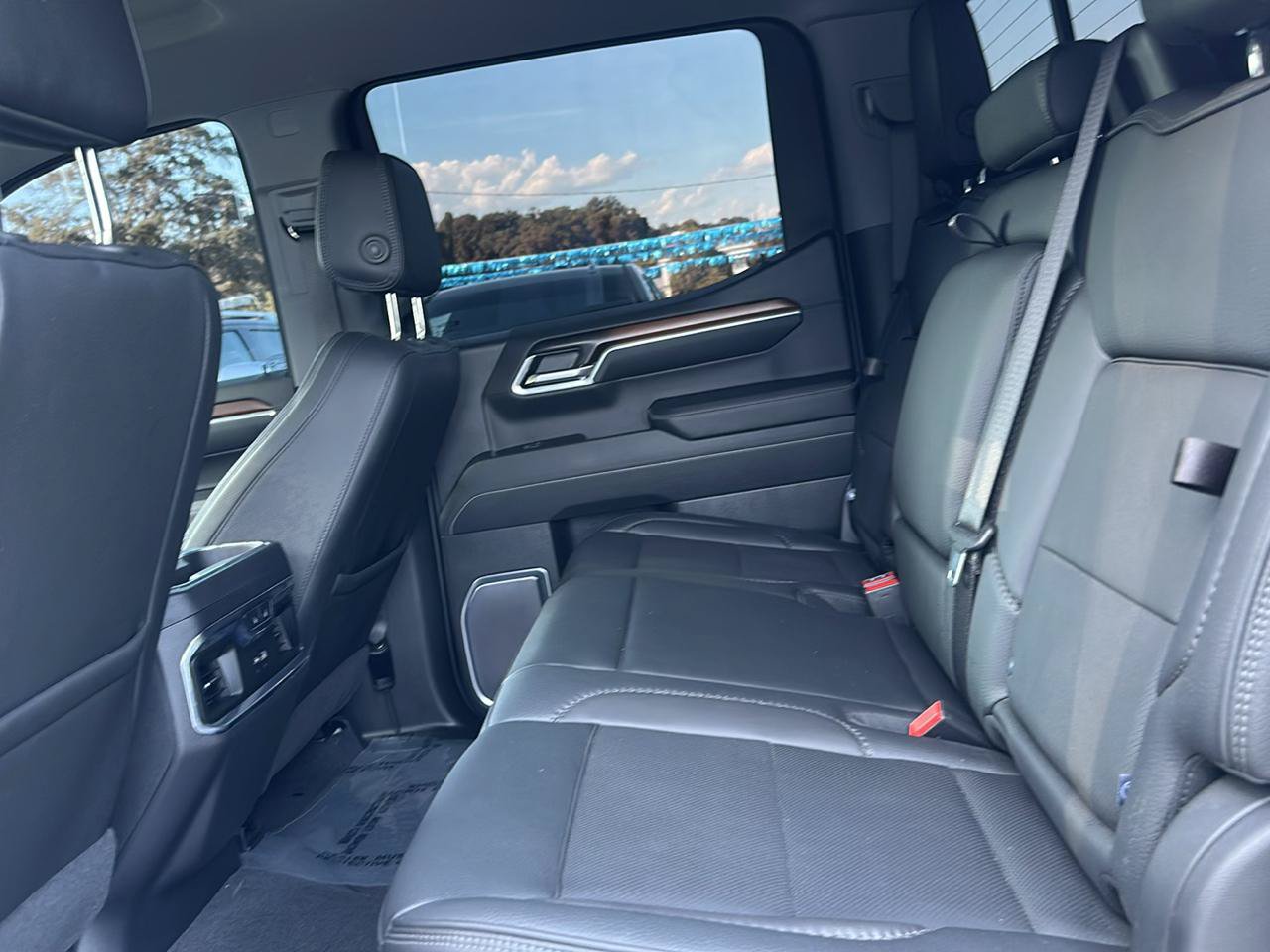 Used 2026 GMC Sierra 1500 Denali AWD/4WD image 10