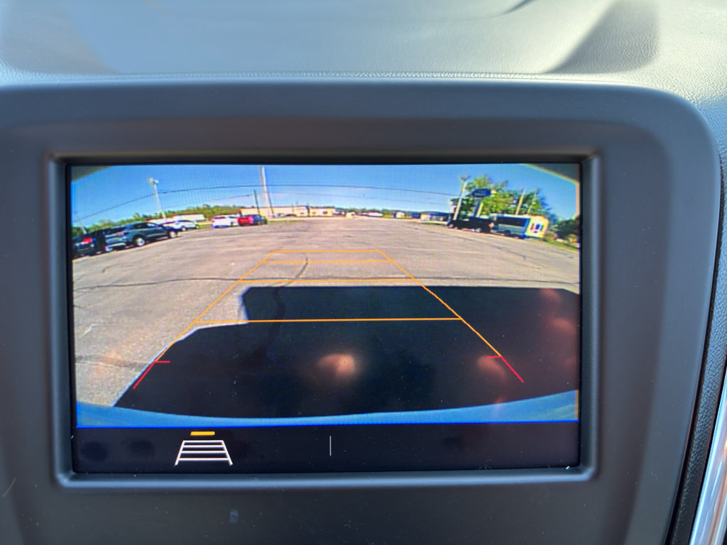 Used 2020 Chevrolet Equinox LT w/ LPO, Floor Liner Package AWD/4WD image 15