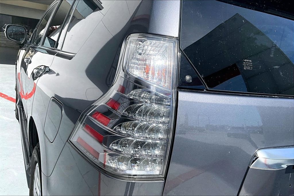 Used 2021 Lexus GX 460 Premium w/ Premium Package AWD/4WD image 23
