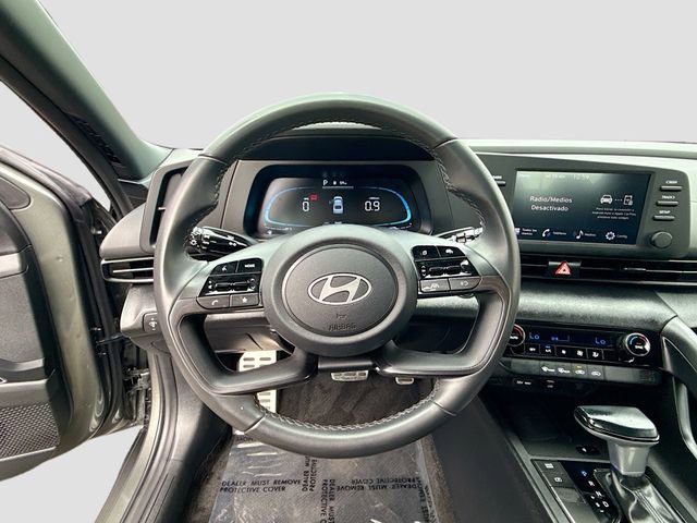 Certified 2025 Hyundai Elantra Sport FWD image 11