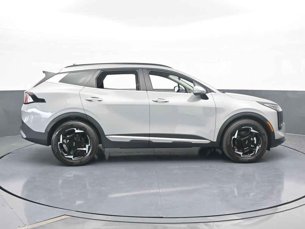Used 2026 Kia Sportage EX w/ EX Panorama Roof Package FWD image 7