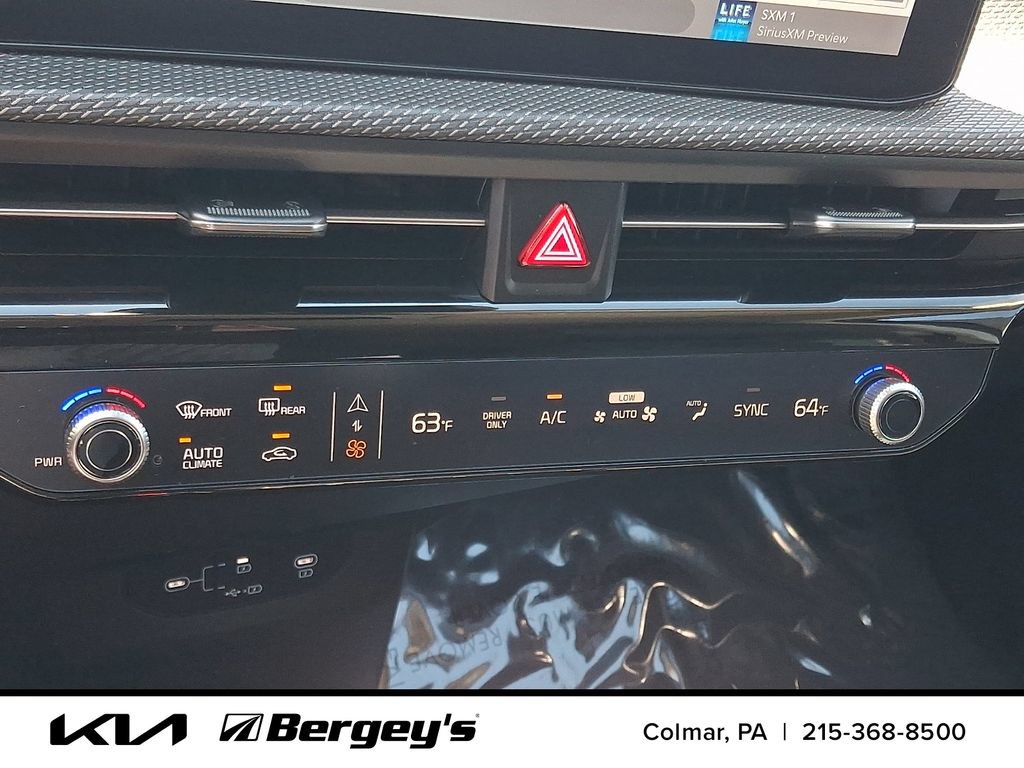 Certified 2025 Kia EV6 Wind AWD/4WD image 18
