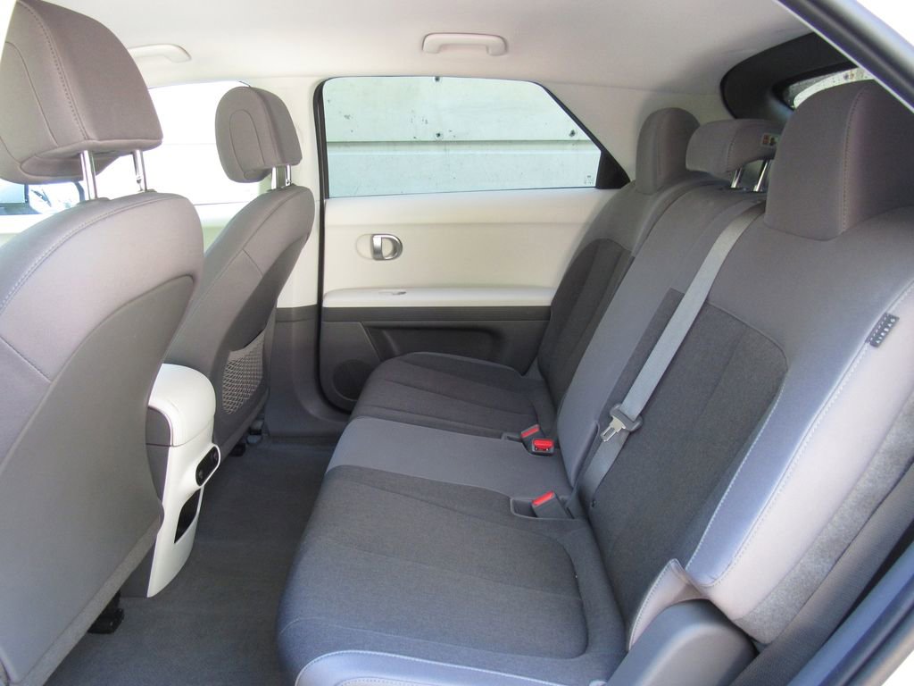 Used 2024 Hyundai Ioniq 5 SEL AWD/4WD image 16