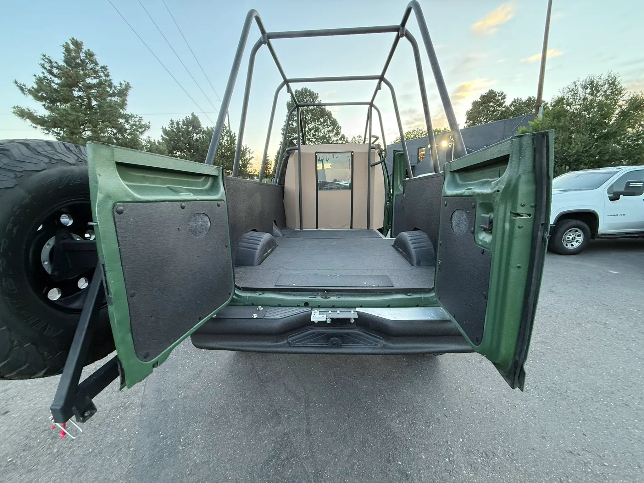 Used 2006 Ford E-250 and Econoline 250 RWD image 21