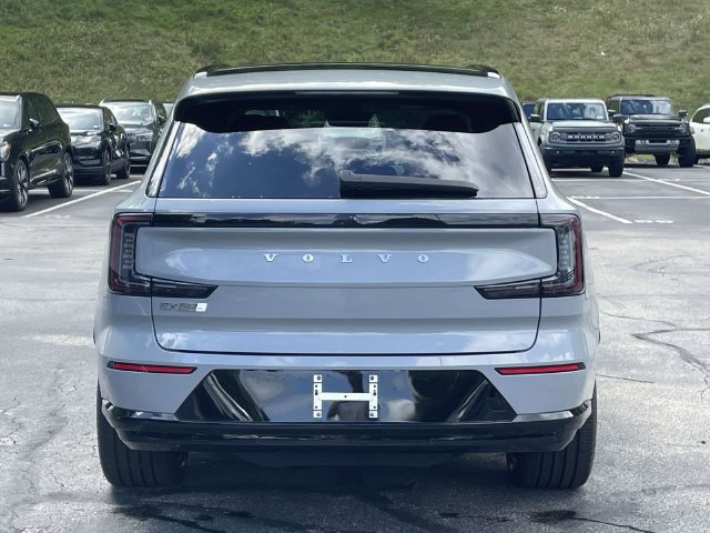 New 2026 Volvo EX90 Ultra AWD/4WD image 8
