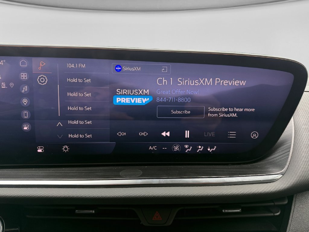 Used 2024 Buick Envision Preferred AWD/4WD image 28