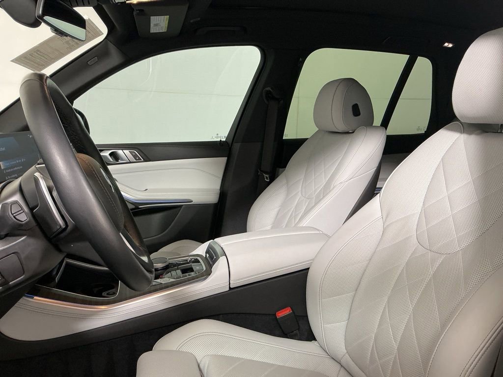 Certified 2025 BMW X5 xDrive50e AWD/4WD image 23