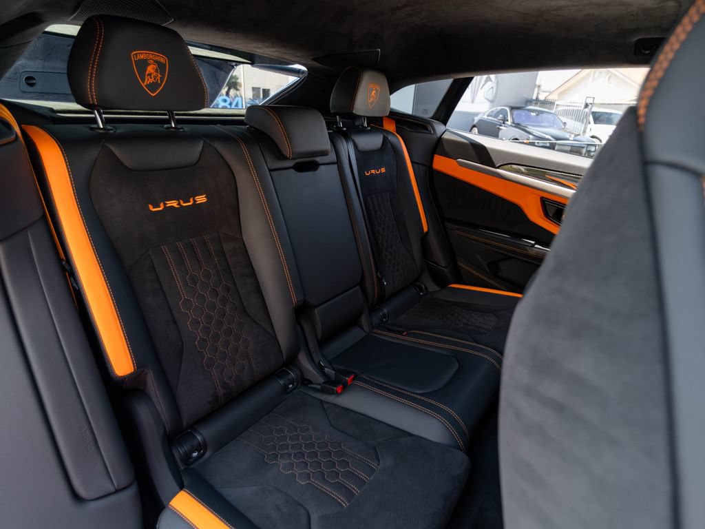 Used 2024 Lamborghini Urus S AWD/4WD image 26