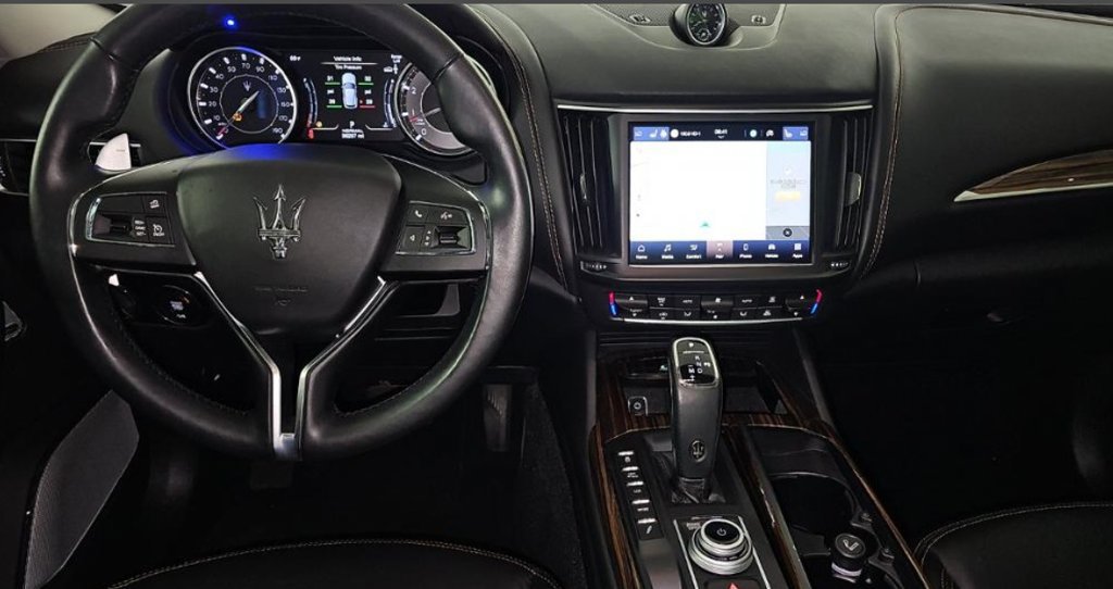 Used 2022 Maserati Levante Modena AWD/4WD image 4