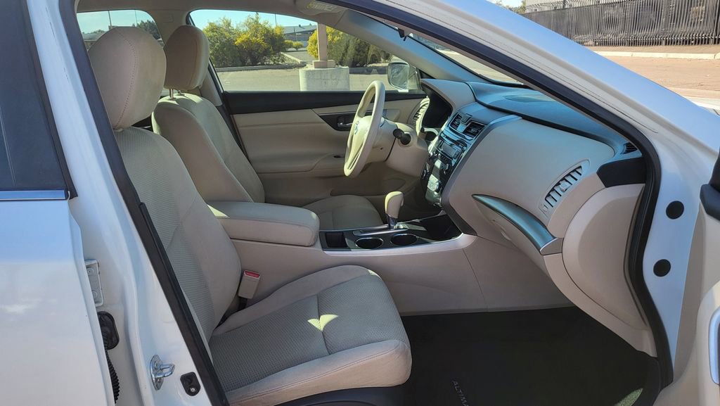 Used 2015 Nissan Altima 2.5 S w/ Power Driver Seat Package image 17