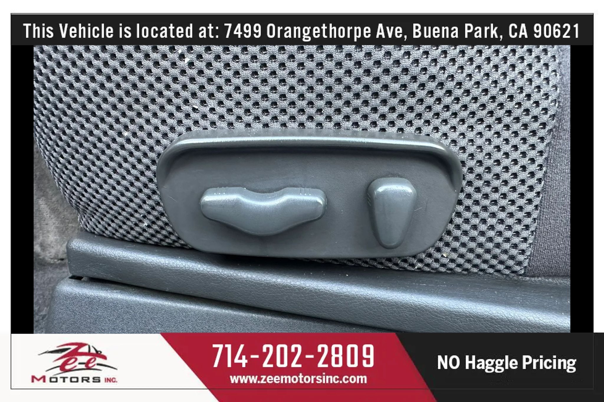 Used 2011 Nissan Pathfinder SV RWD image 39