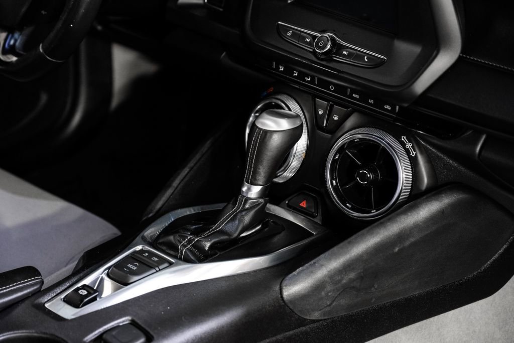 Used 2017 Chevrolet Camaro LT image 18