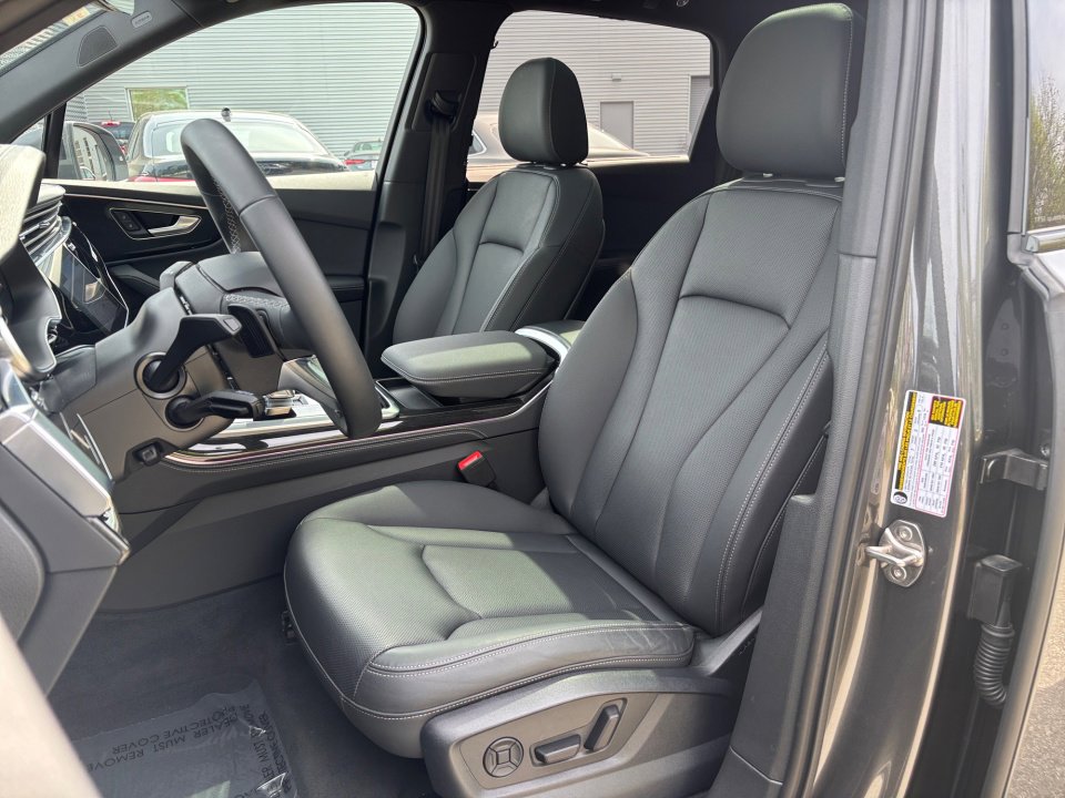 Certified 2026 Audi Q7 3.0T Premium Plus image 30