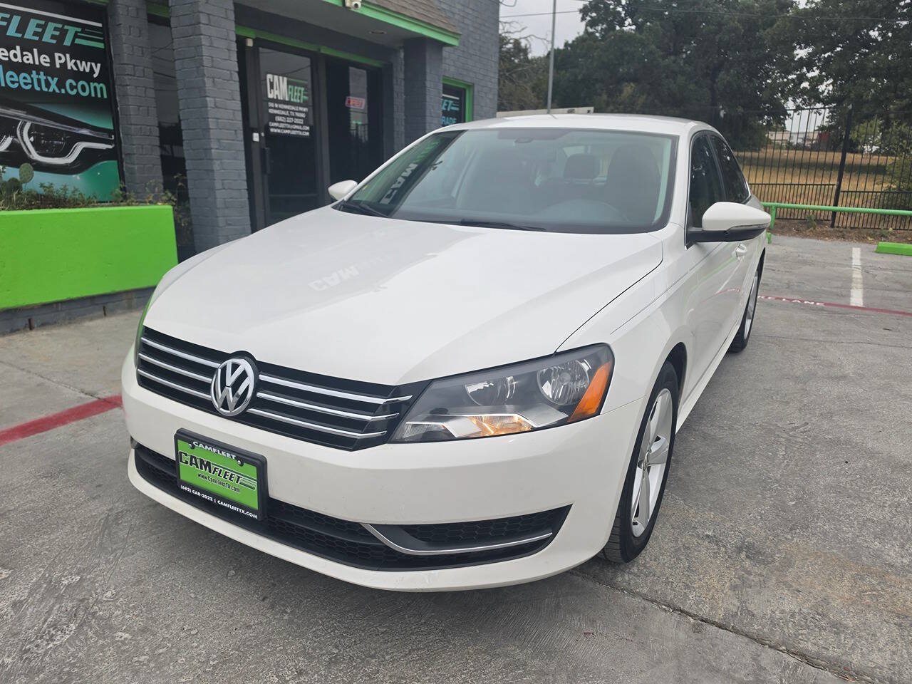 Used 2012 Volkswagen Passat 2.5 SE FWD image 3