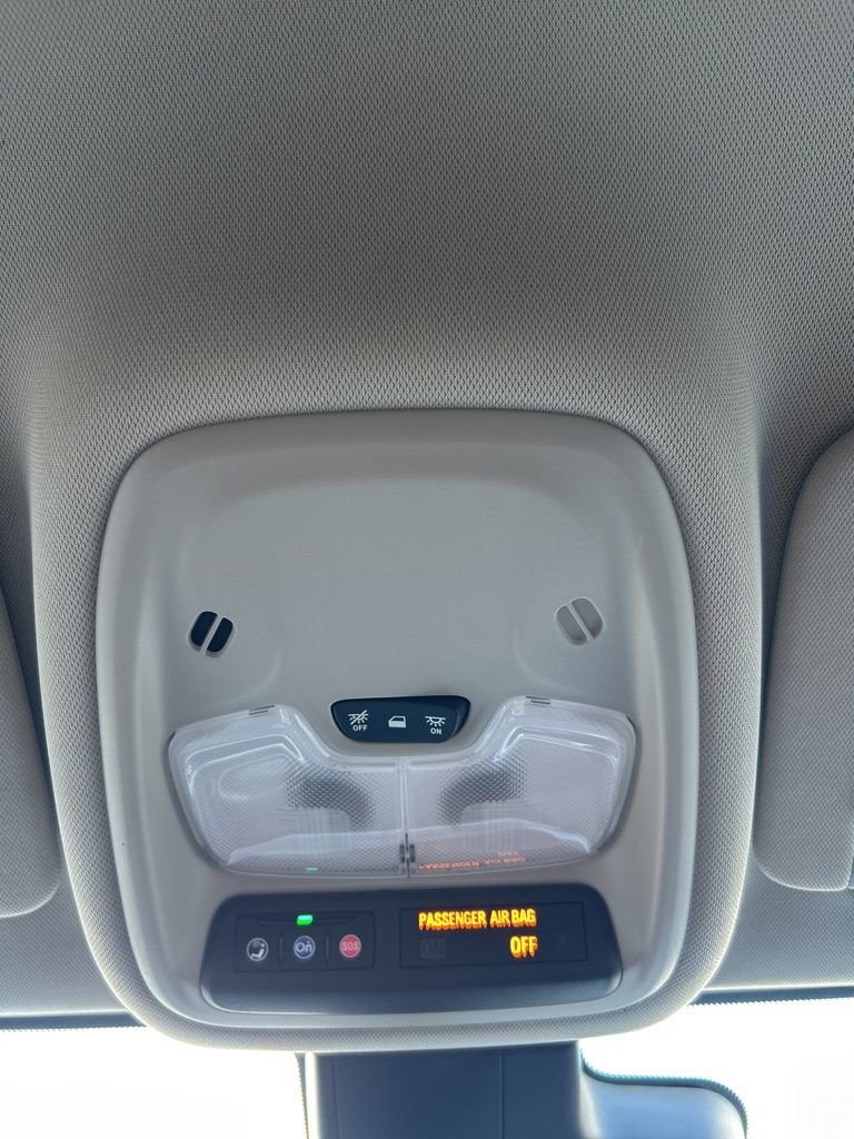 Used 2024 Buick Encore GX Sport Touring FWD image 41