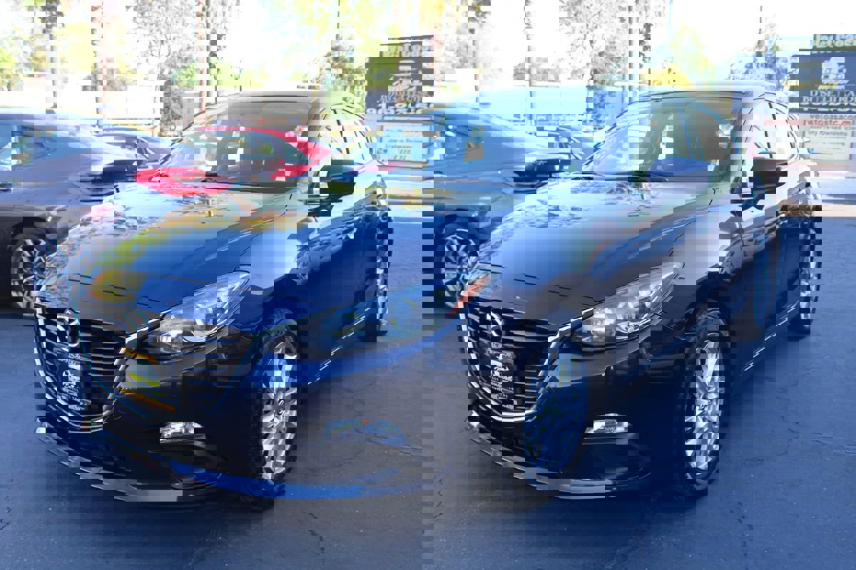 Used 2014 MAZDA MAZDA3 i Touring image 4