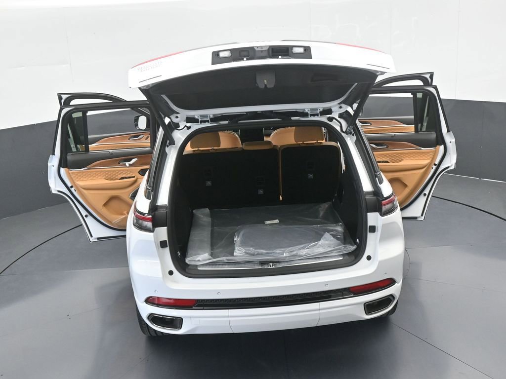 New 2025 Jeep Grand Cherokee Summit image 63