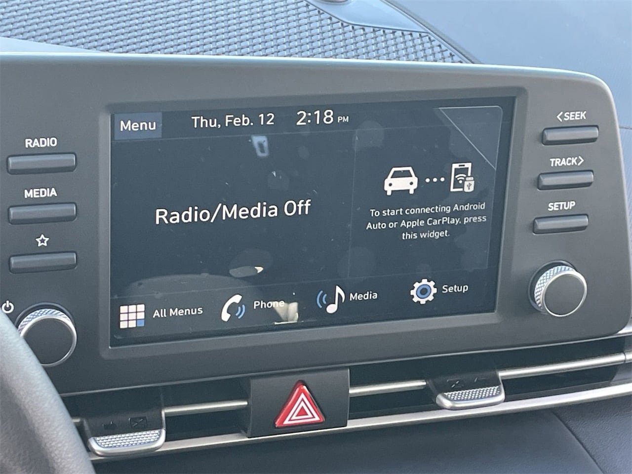 New 2026 Hyundai Elantra SE FWD image 24