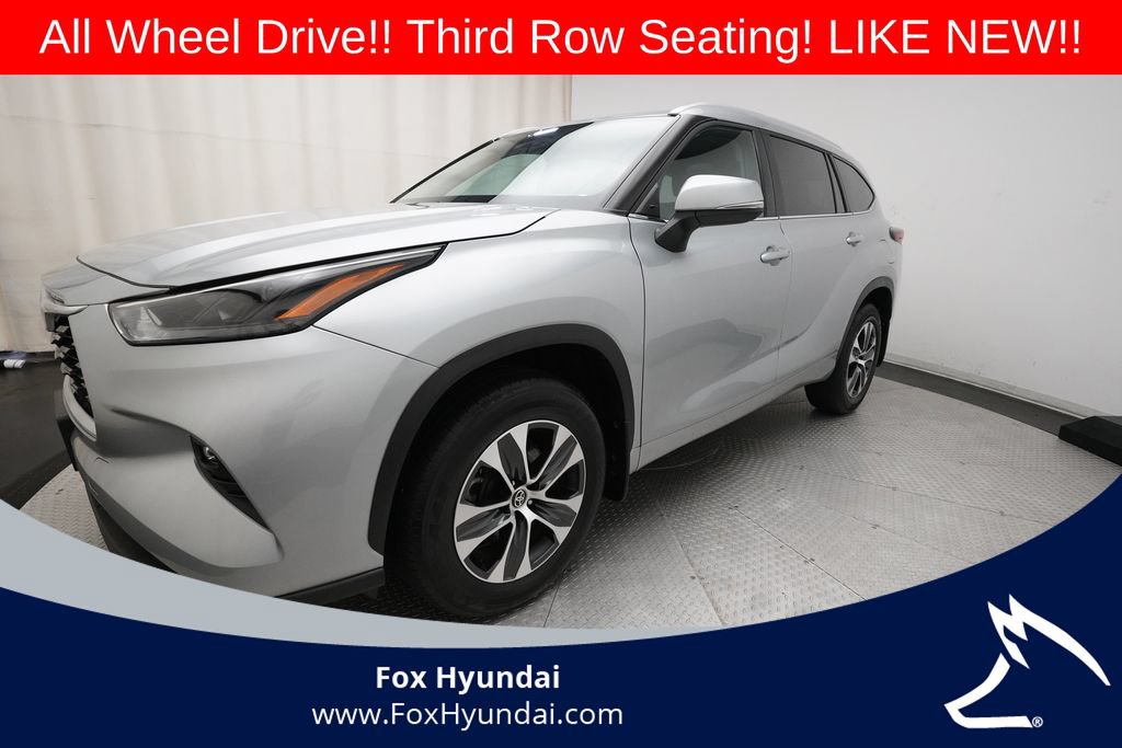 Used 2025 Toyota Highlander XLE
