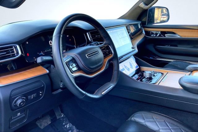 Used 2024 Jeep Grand Wagoneer L Series III image 23