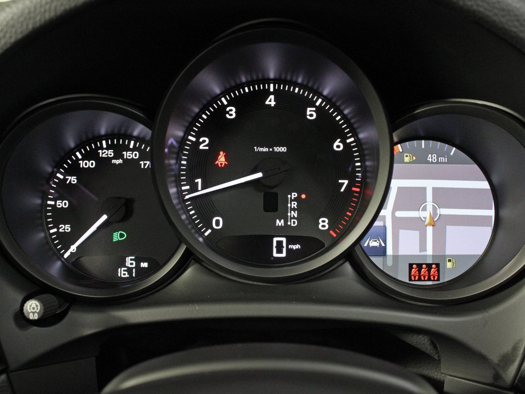 Used 2026 Porsche Macan image 21
