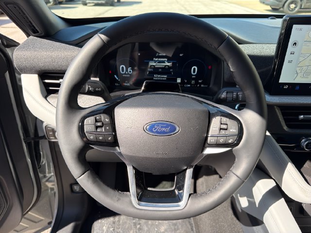 New 2027 Ford Explorer Platinum w/ 3.0L Ultimate Package AWD/4WD image 25