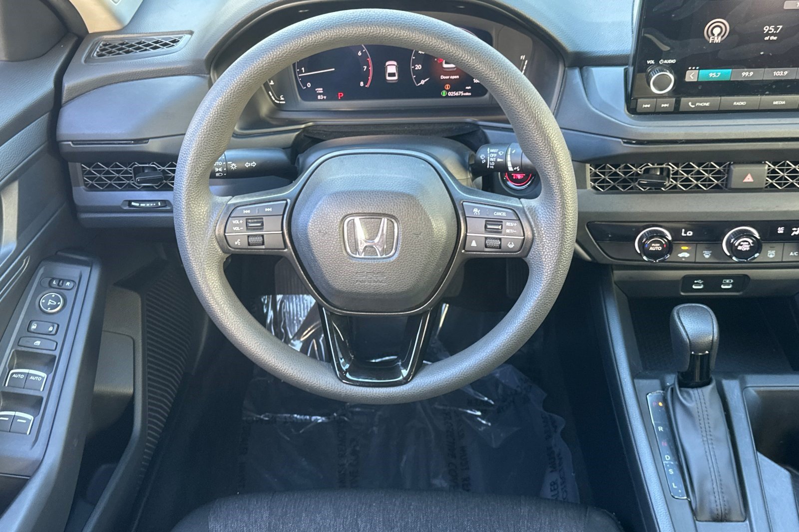 Used 2023 Honda Accord LX image 28