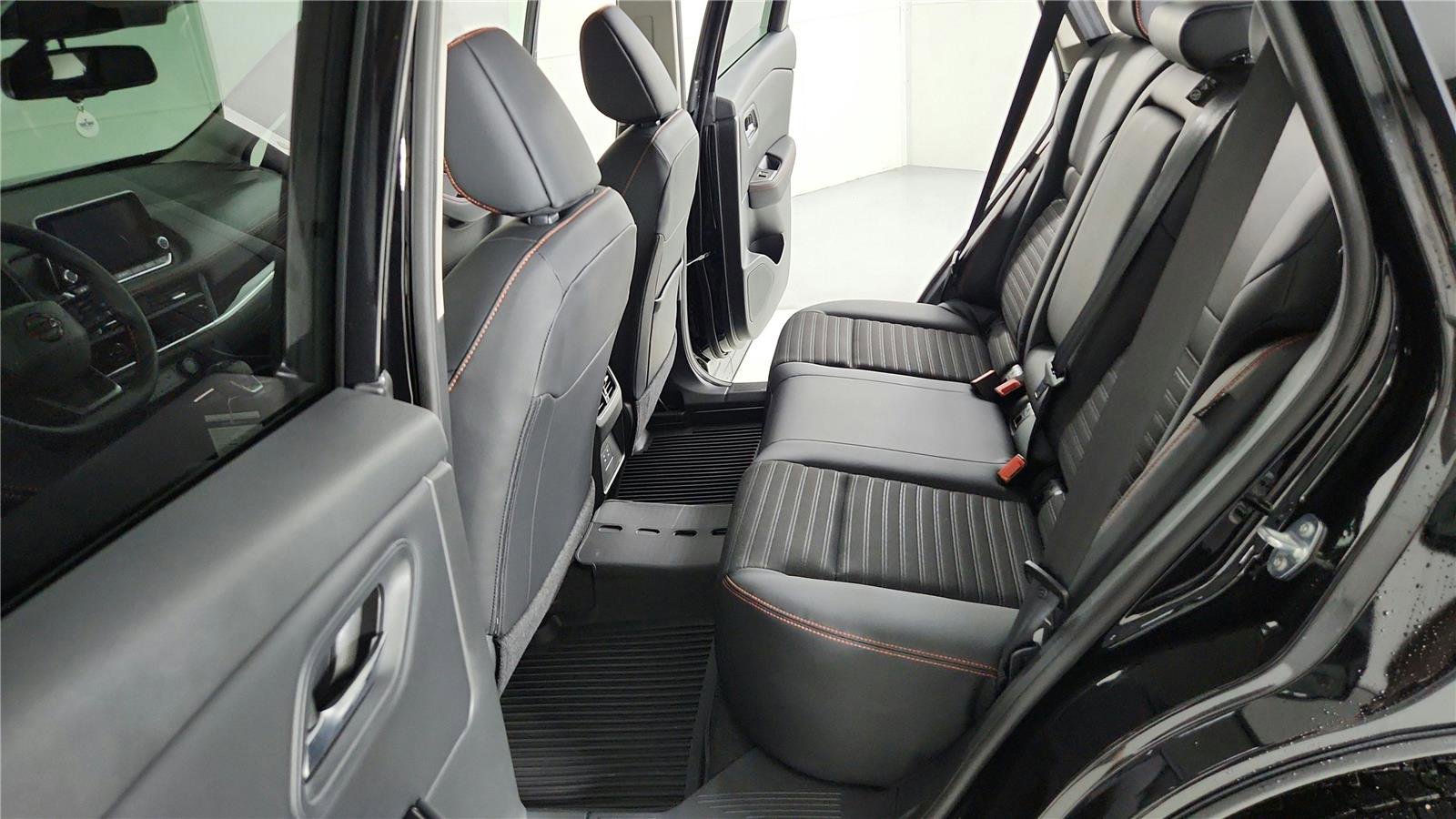 Certified 2025 Nissan Rogue SV w/ Rock Creek Premium Package image 16