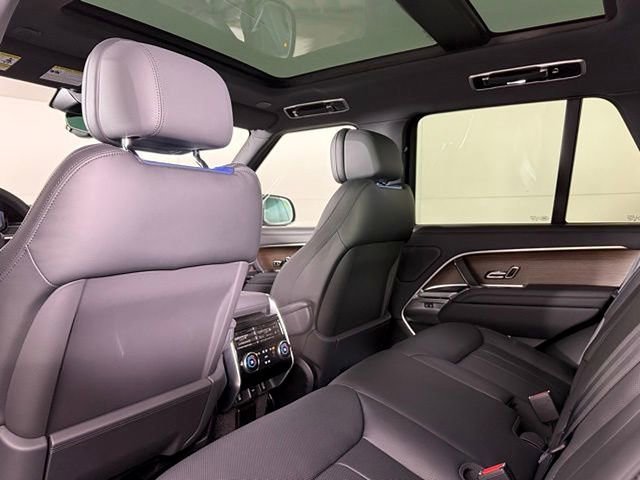New 2026 Land Rover Range Rover SE AWD/4WD image 25