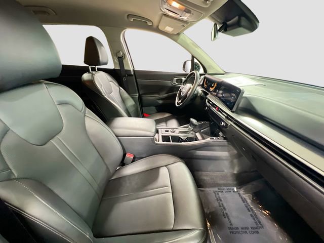 Certified 2024 Kia Sorento S image 28