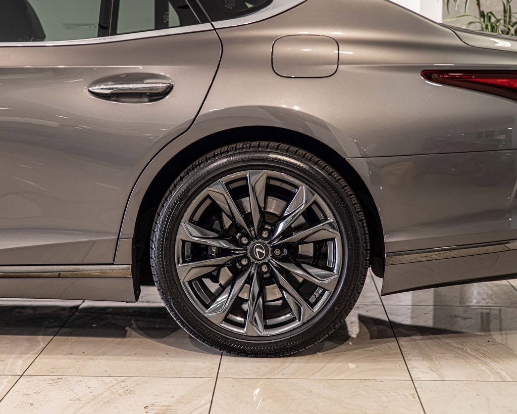 Used 2022 Lexus LS 500 F Sport image 7