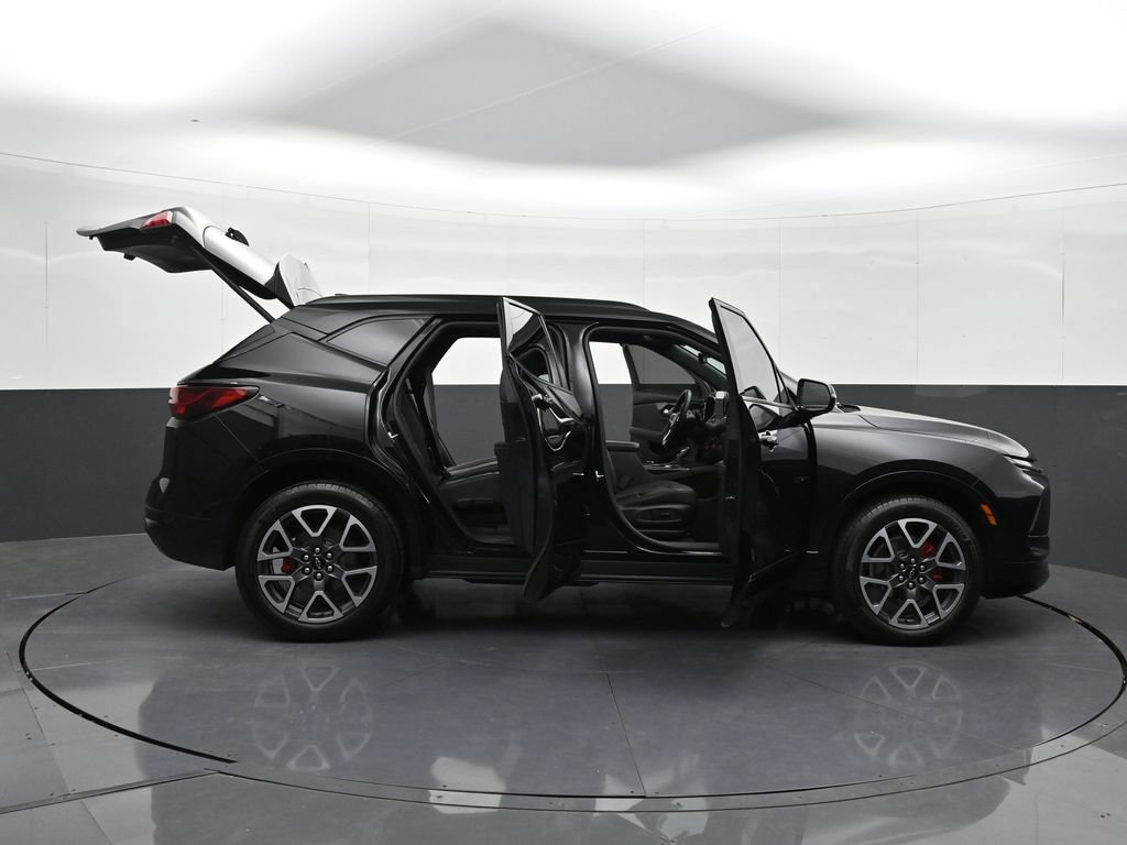Certified 2023 Chevrolet Blazer RS w/ Driver Confidence II Package AWD/4WD image 39