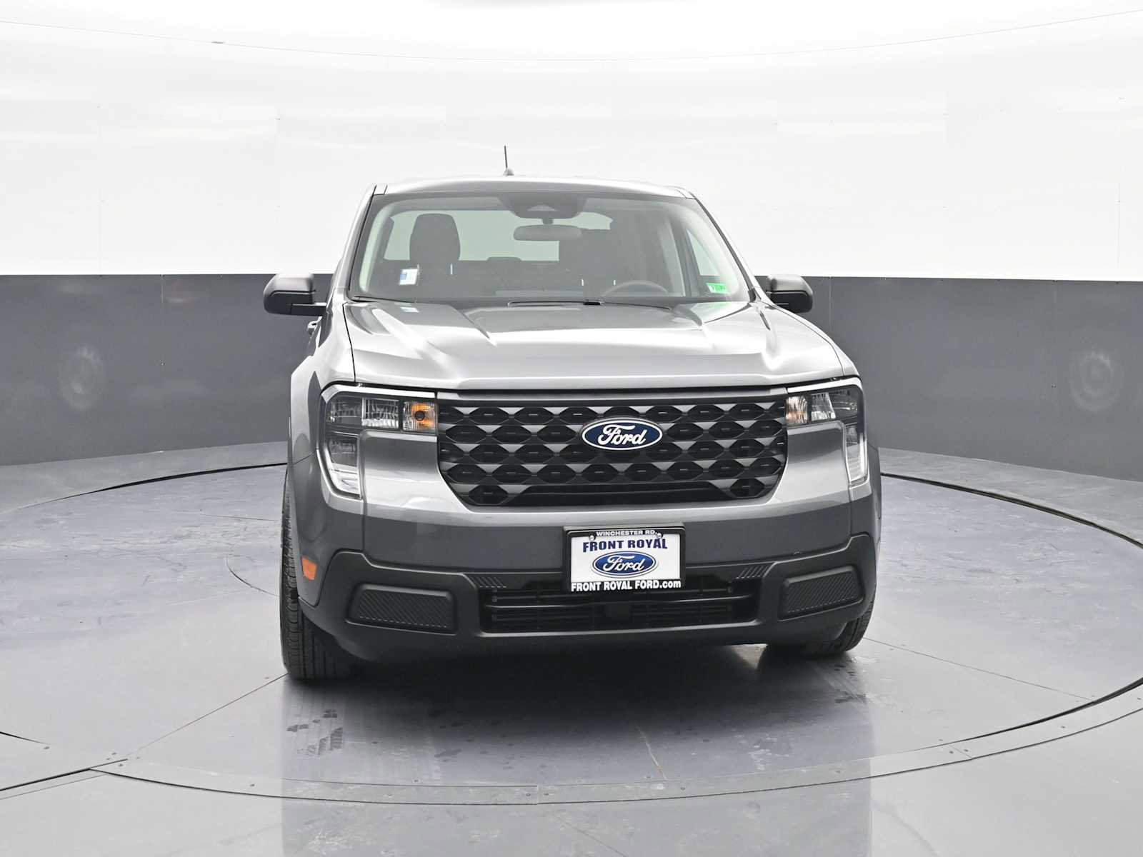 Used 2025 Ford Maverick XL w/ Equipment Group 102A image 2