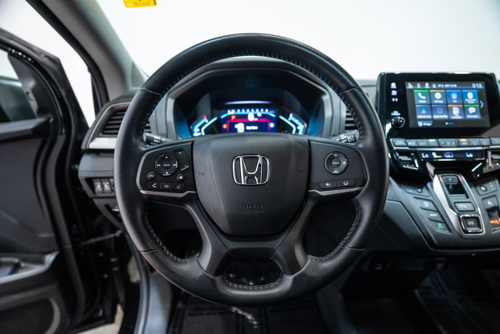 Used 2023 Honda Odyssey EX-L image 17